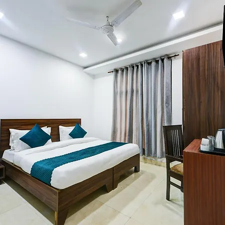 Hotel Prime Royalty Malviya Nagar